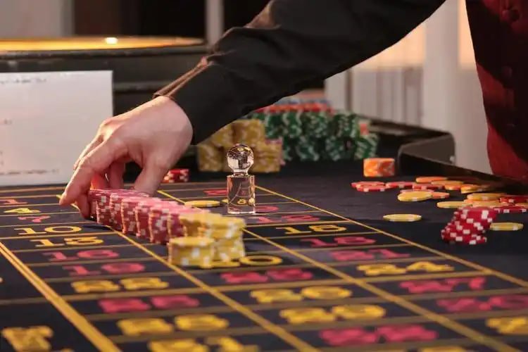 luckytime VIP programme exclusive rewards for Filipino players